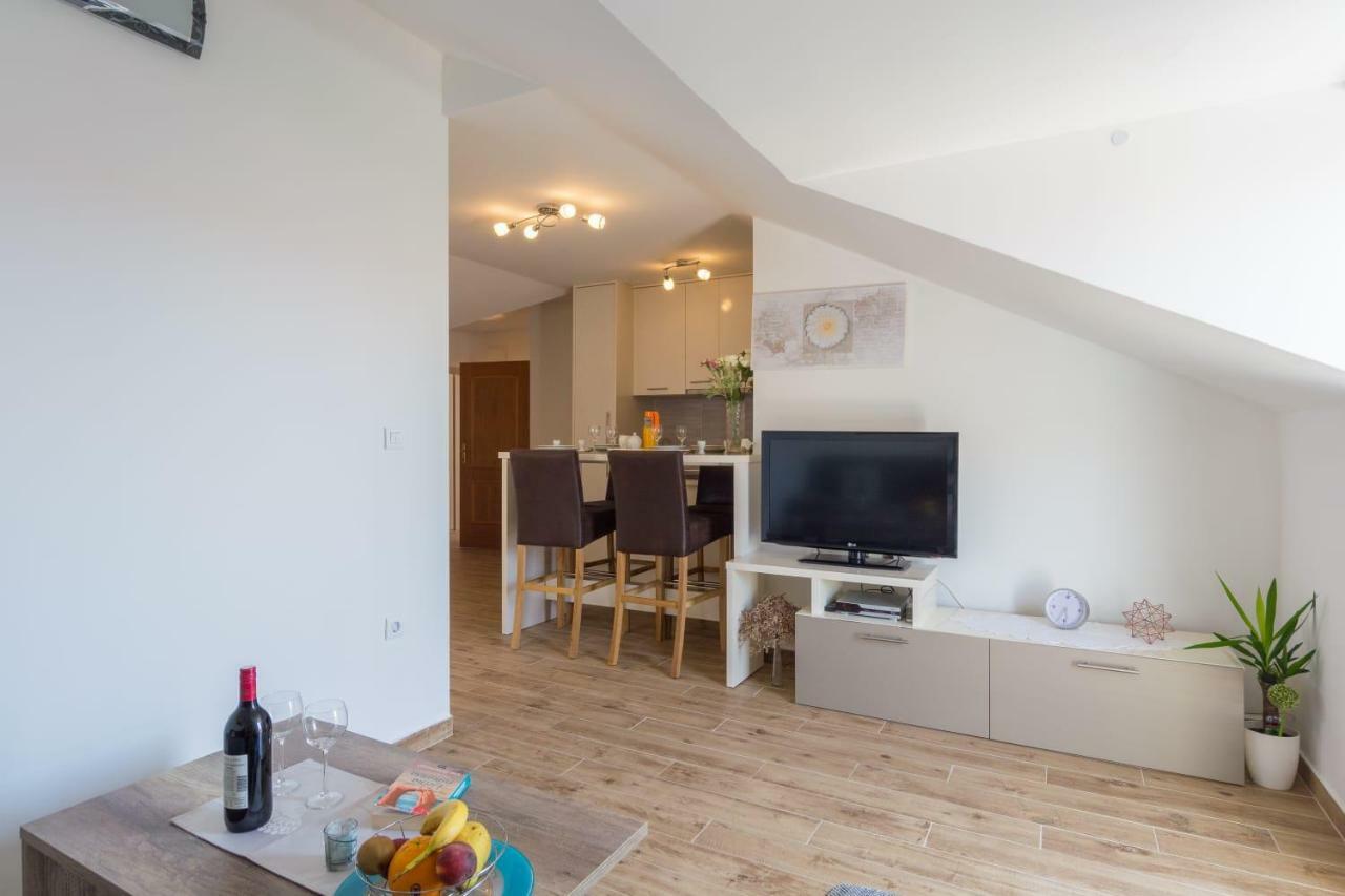 Apartmani Monika Zadar Zewnętrze zdjęcie