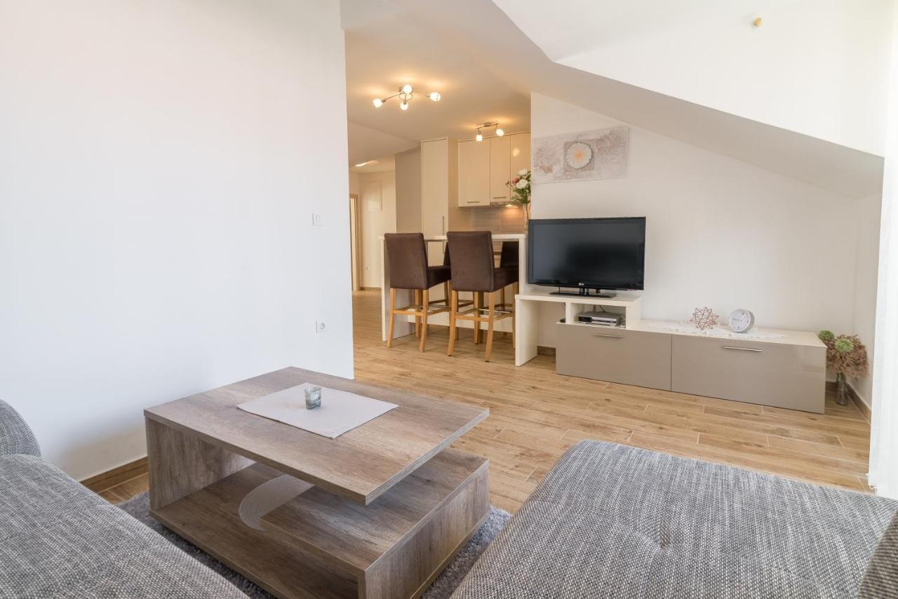 Apartmani Monika Zadar Zewnętrze zdjęcie